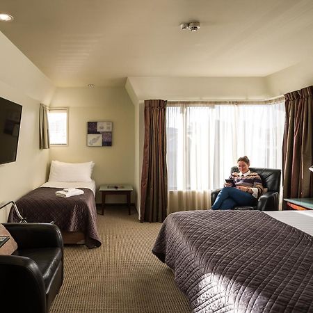 Carnmore Chateau Marlborough Blenheim Exterior photo A typical hotel room